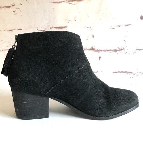 TOMS Black Suede Stacked Block Heel Size 10 Ankle Boots Booties - Picture 7 of 16